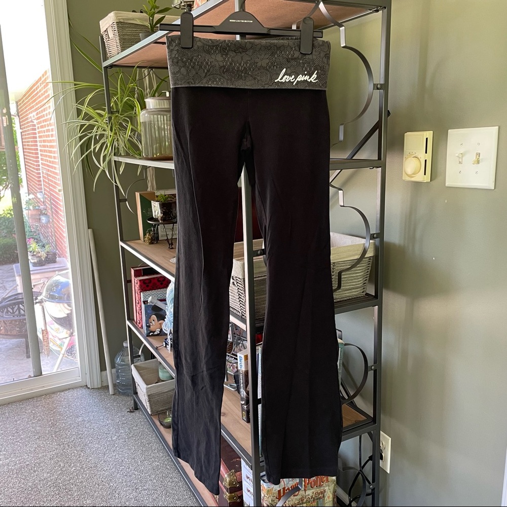 SOLD Low-rise Pink Yoga Pants